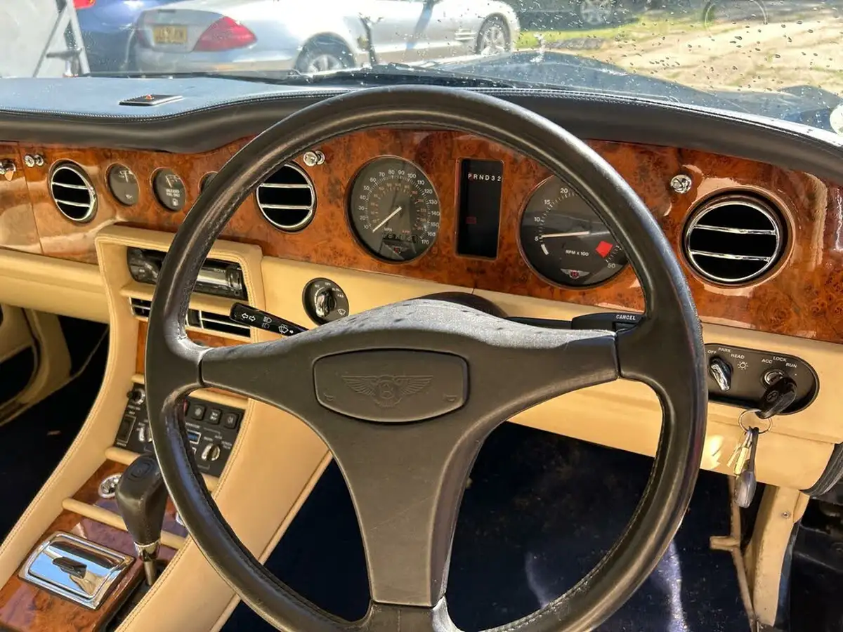 1993-bentley-turbo-r-68-lwb-big-18