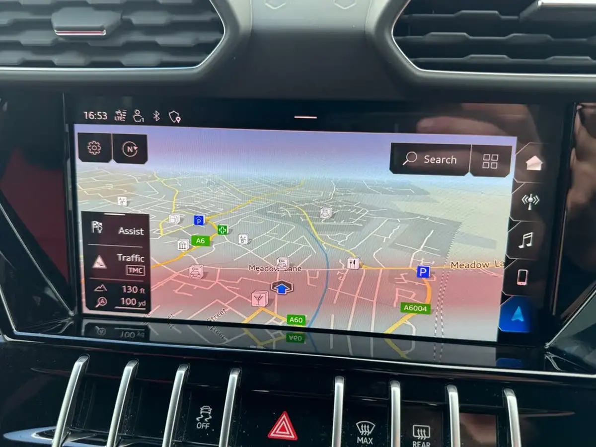 2021-lamborghini-urus-40-no-trim-big-52