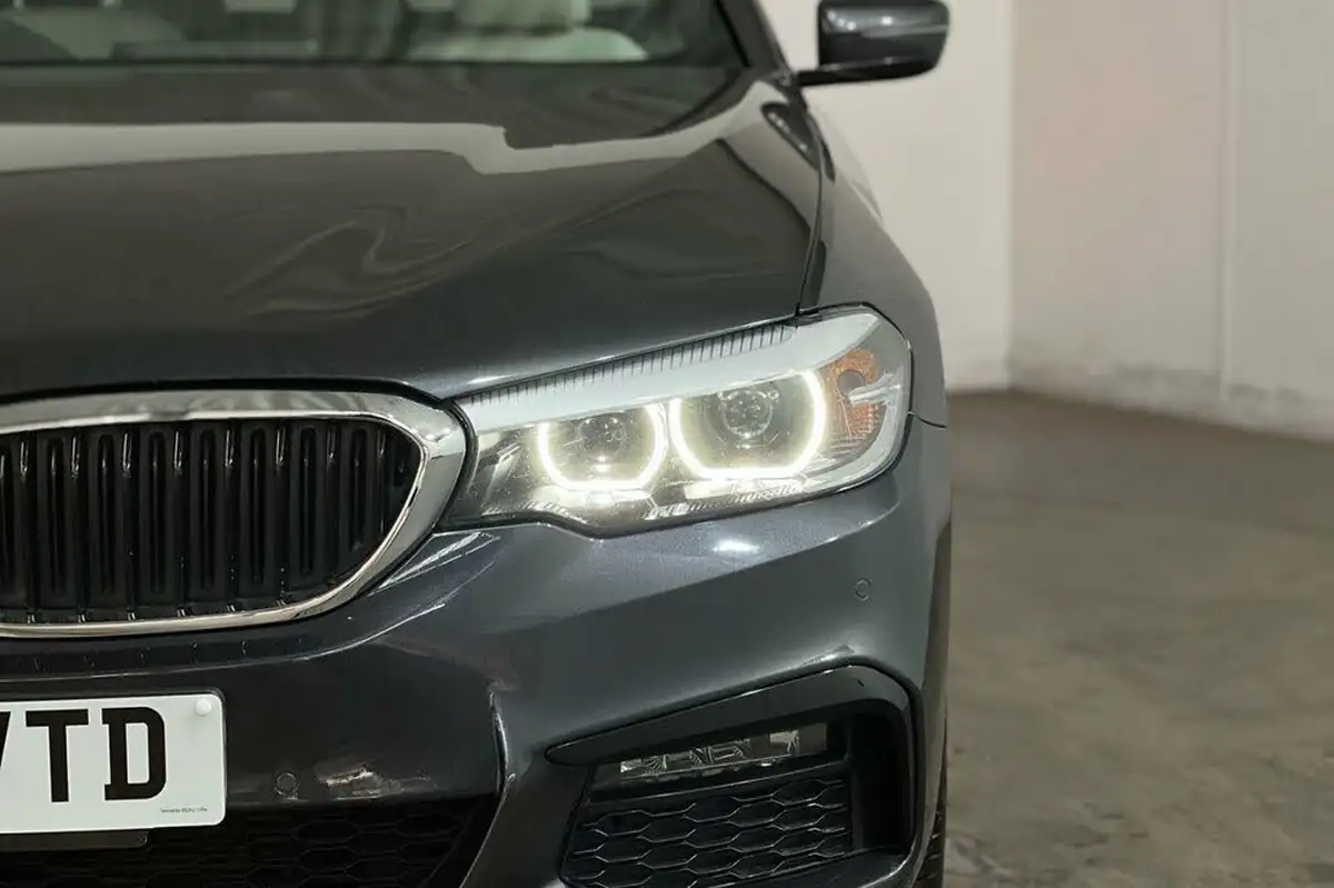 2020-bmw-5-series-20td-520d-m-sport-190ps-mht-saloon-4d-big-12