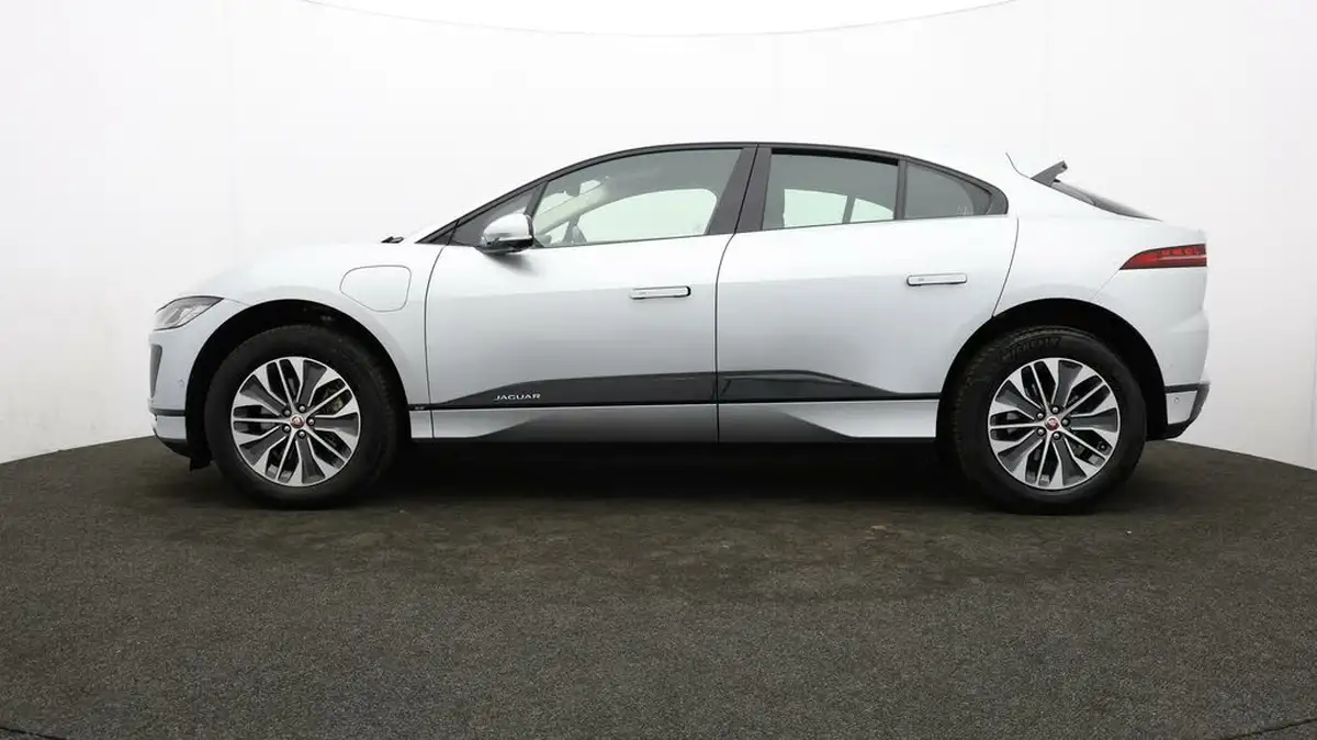 2021-jaguar-i-pace-ev400-se-big-59