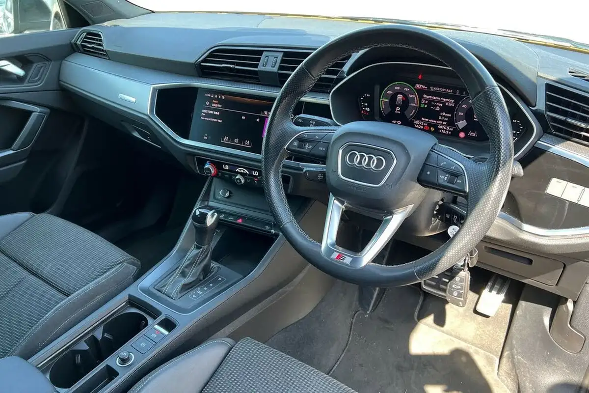2021-audi-q3-14-45-tfsi-e-s-line-station-wagon-big-5