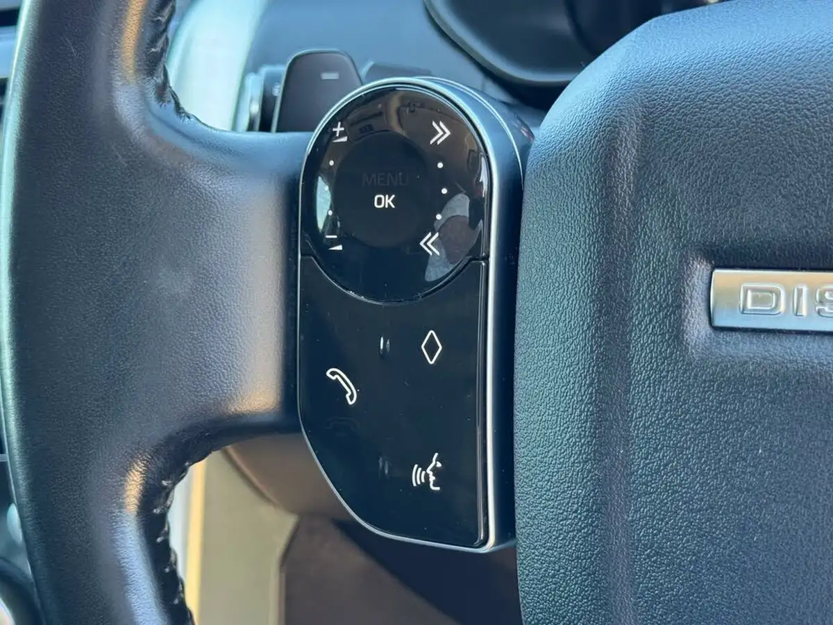 2019-land-rover-discovery-30-sd-v6-hse-luxury-big-28