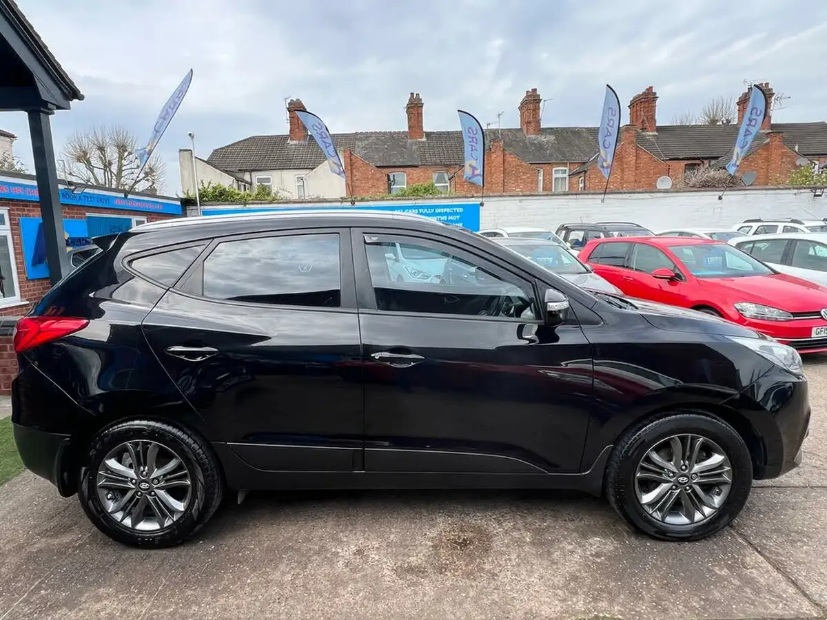2013-hyundai-ix35-17td-se-nav-big-7