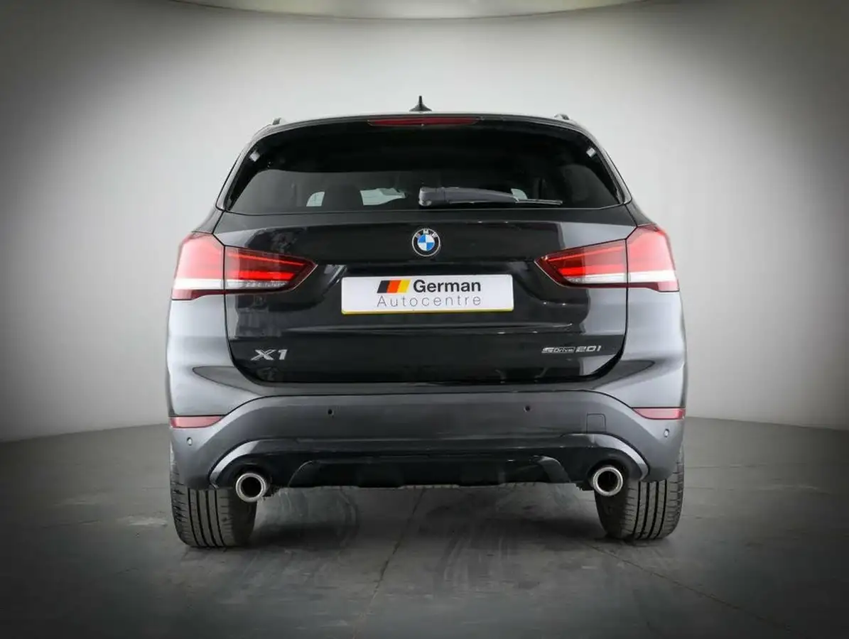 2022-bmw-x1-20-sdrive20i-xline-big-15