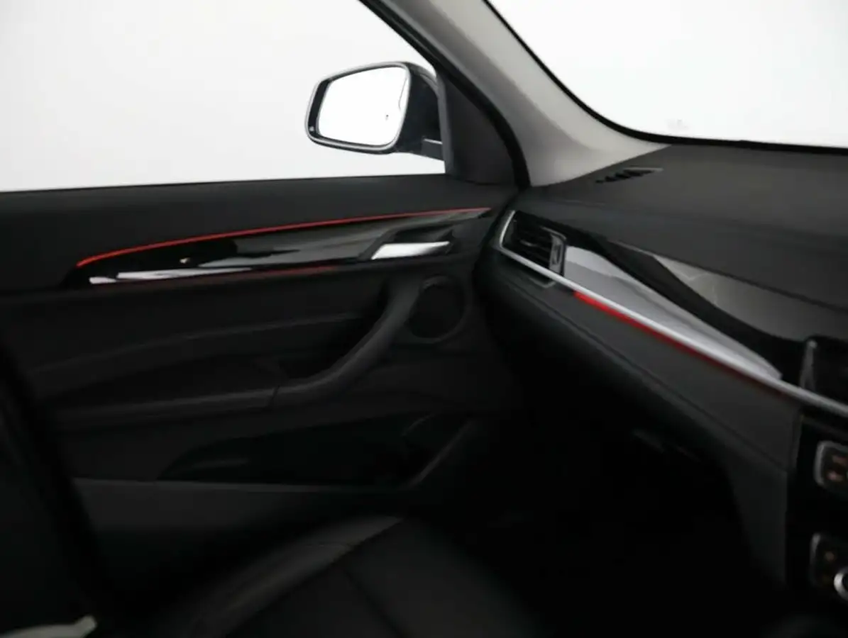 2022-bmw-x1-20-sdrive20i-xline-big-39