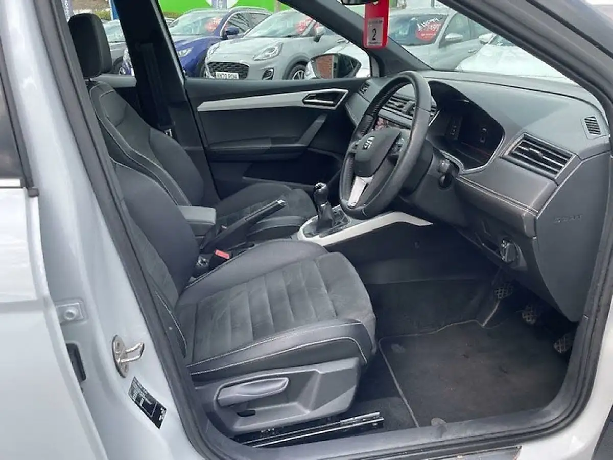 2019-seat-arona-10-tsi-xcellence-lux-ss-big-24