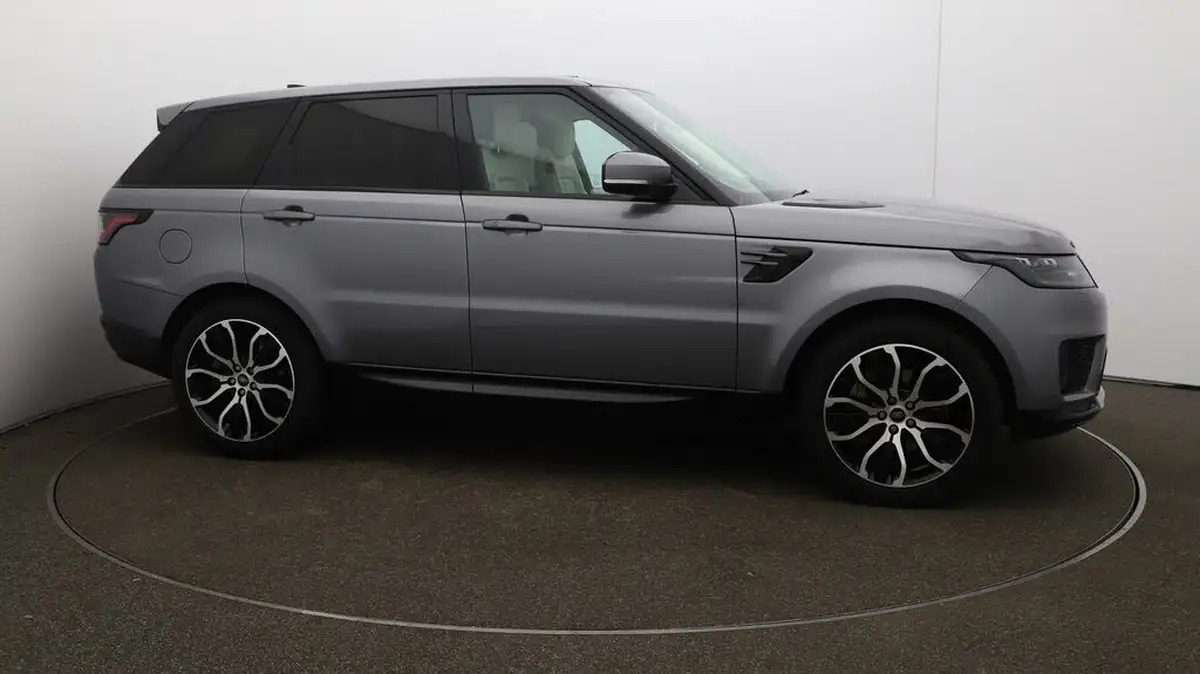 2021-land-rover-range-rover-sport-30-d300-hse-silver-big-42