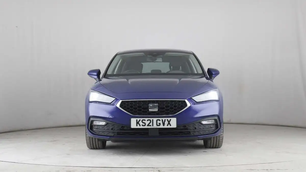 2021-seat-leon-10-etsi-evo-se-dynamic-hatchback-big-1