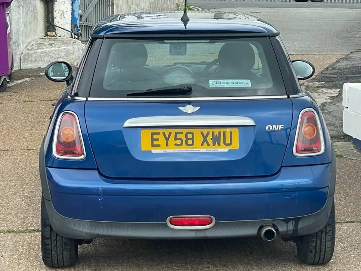 2008-mini-cooper-14-one-95bhp-auto-big-16