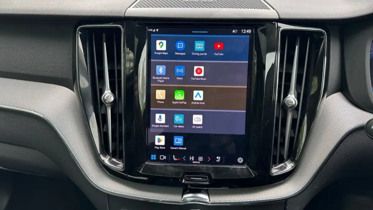 2024-volvo-xc60-20-b5-plus-big-11