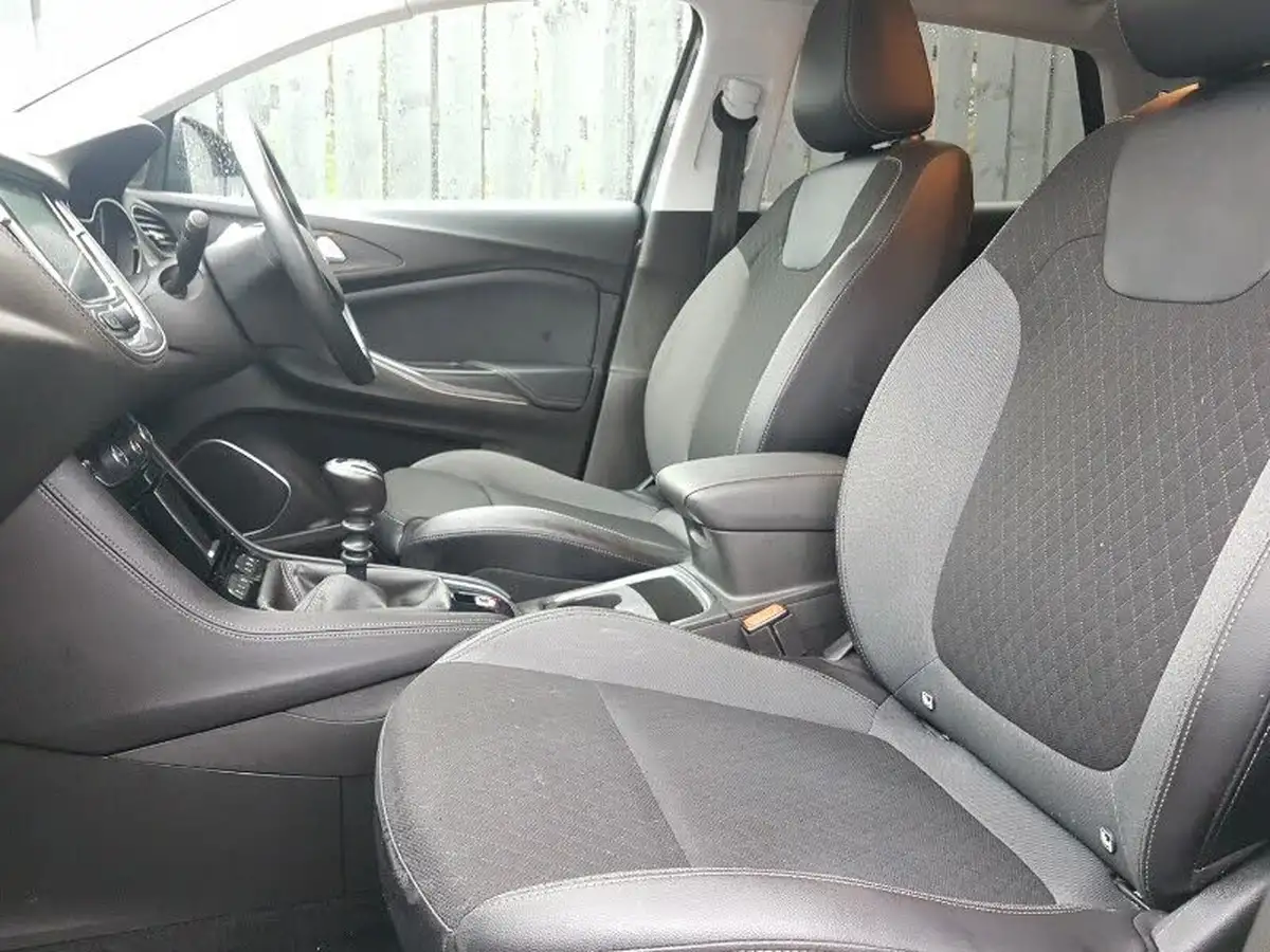 2021-vauxhall-grandland-x-12-griffin-big-4