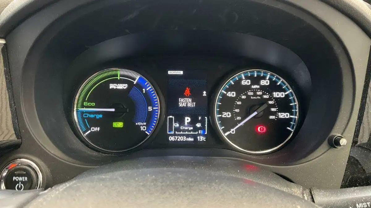 2018-mitsubishi-outlander-24-juro-phev-ss-big-7