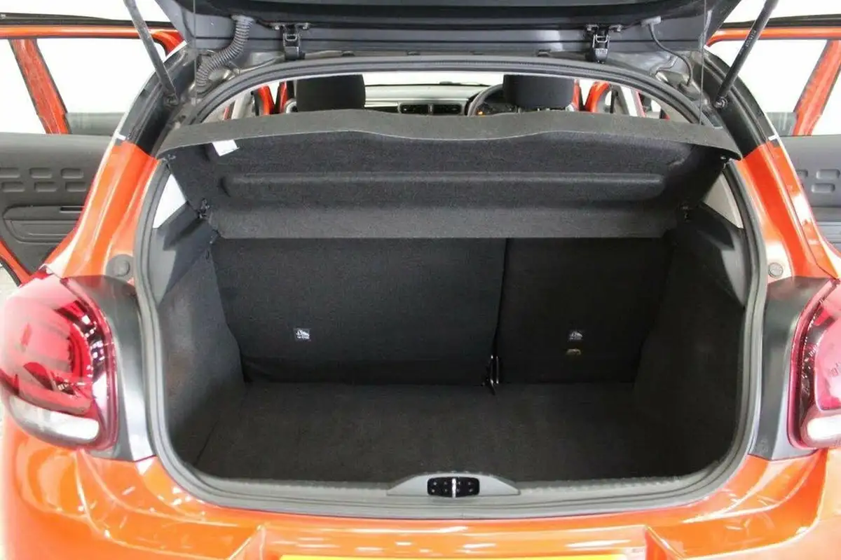 2017-citroen-c3-12-puretech-feel-82ps-big-15