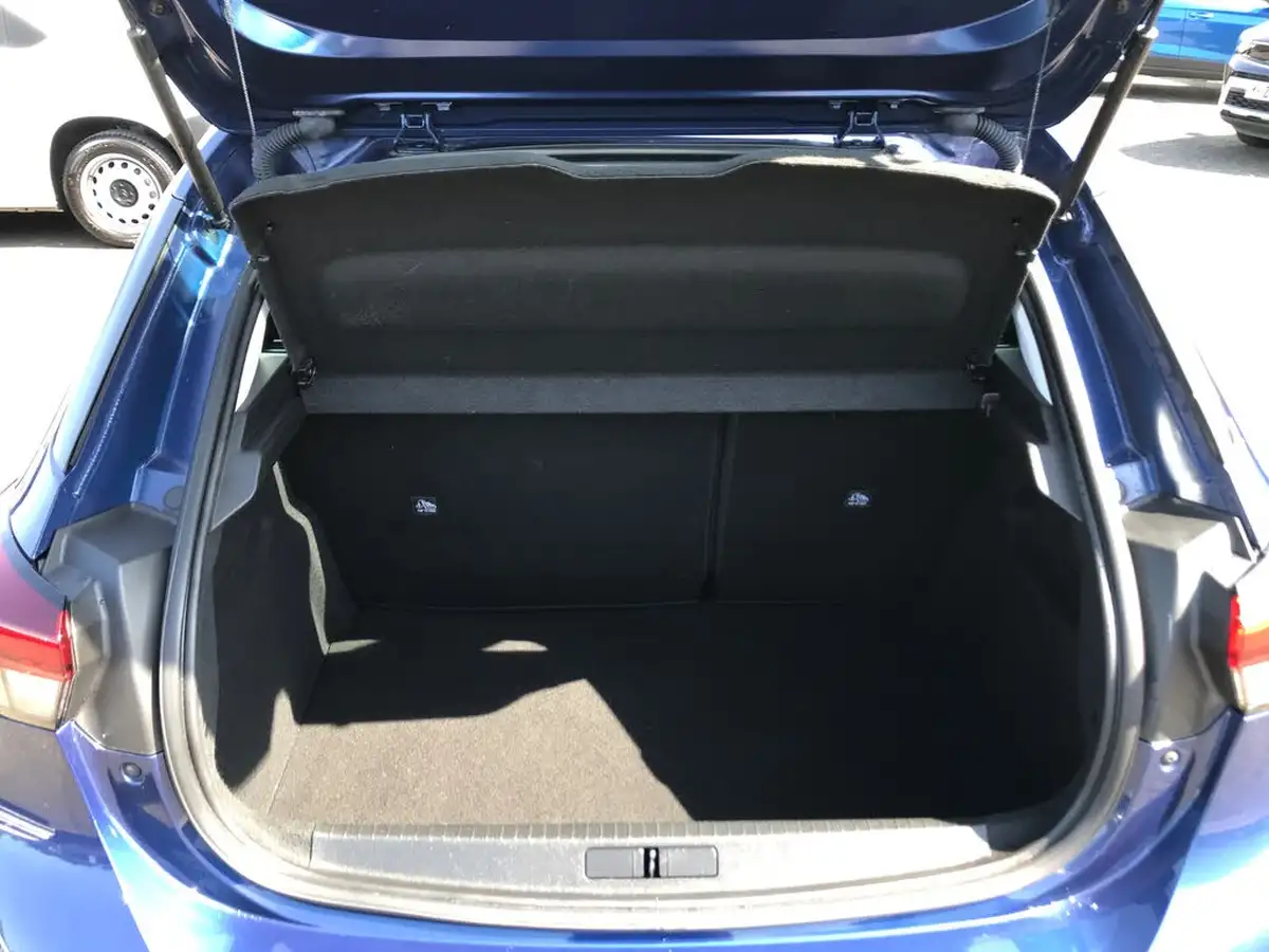 2020-vauxhall-corsa-12i-se-big-7