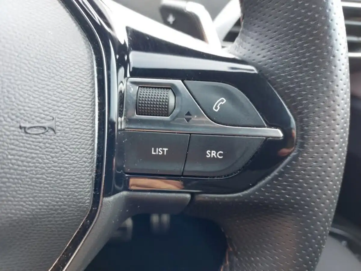 2022-peugeot-3008-suv-16-puretech-gt-premium-225bhp-hybrid-e-eat8-big-12