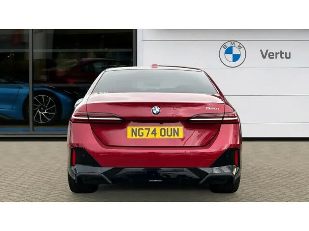 2025-bmw-5-series-20-520i-m-sport-mht-saloon-4d-big-14