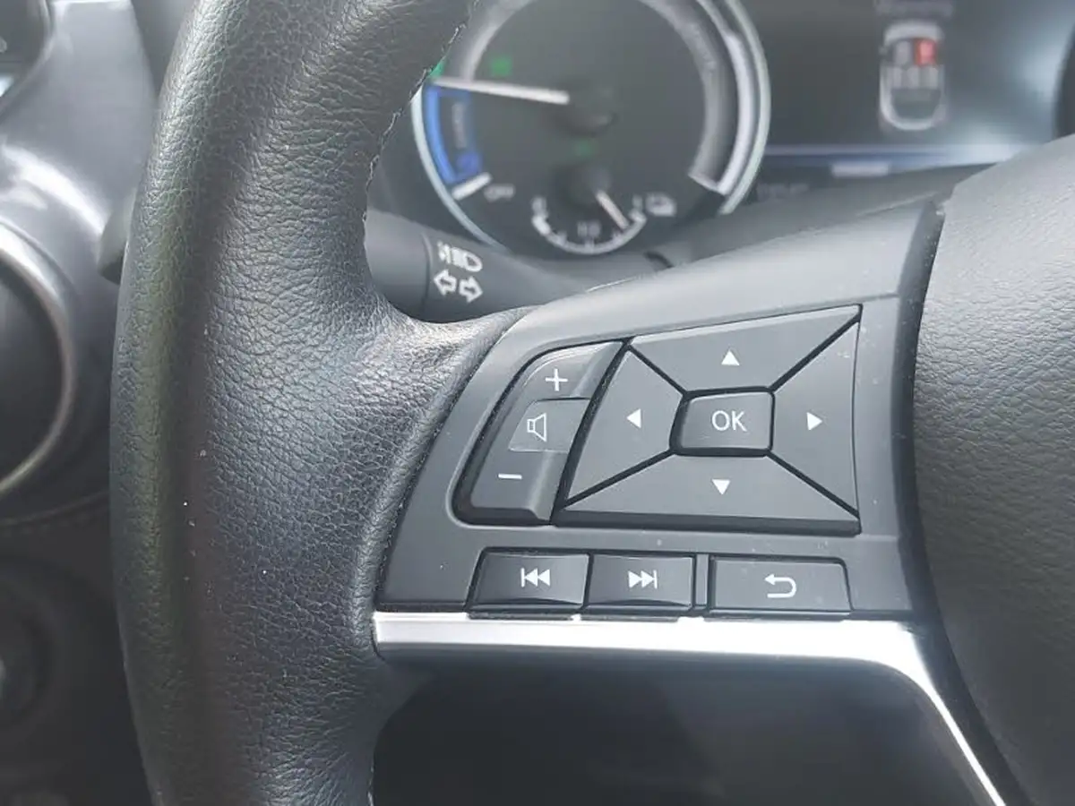 2022-nissan-juke-16-hybrid-n-connecta-big-13