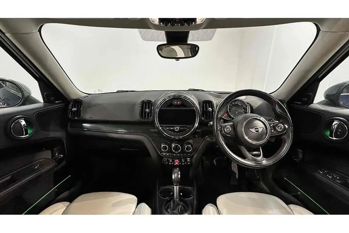 2018-mini-countryman-20-cooper-s-ss-auto-big-22