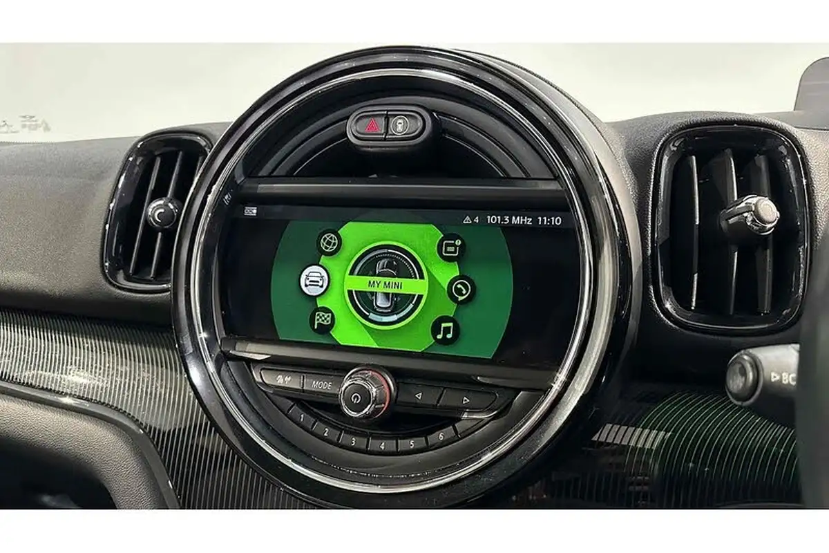 2018-mini-countryman-20-cooper-s-ss-auto-big-44