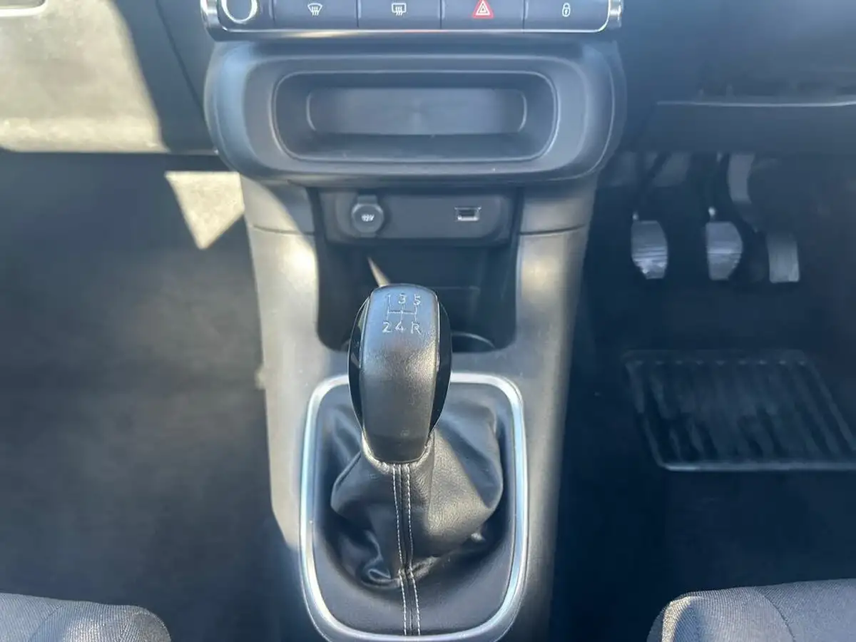 2024-citroen-c3-12-puretech-plus-83ps-big-34
