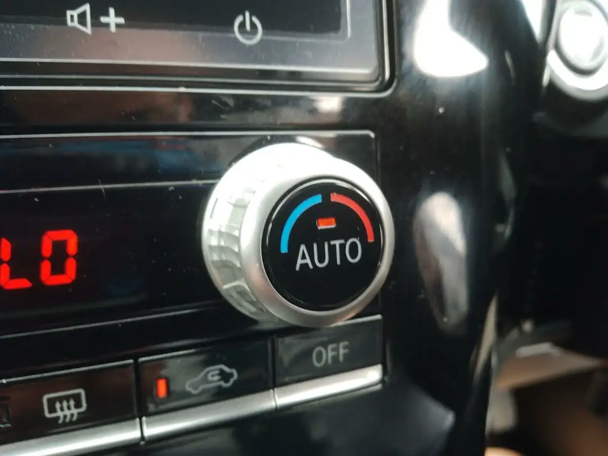 2019-mitsubishi-outlander-24-dynamic-phev-big-41