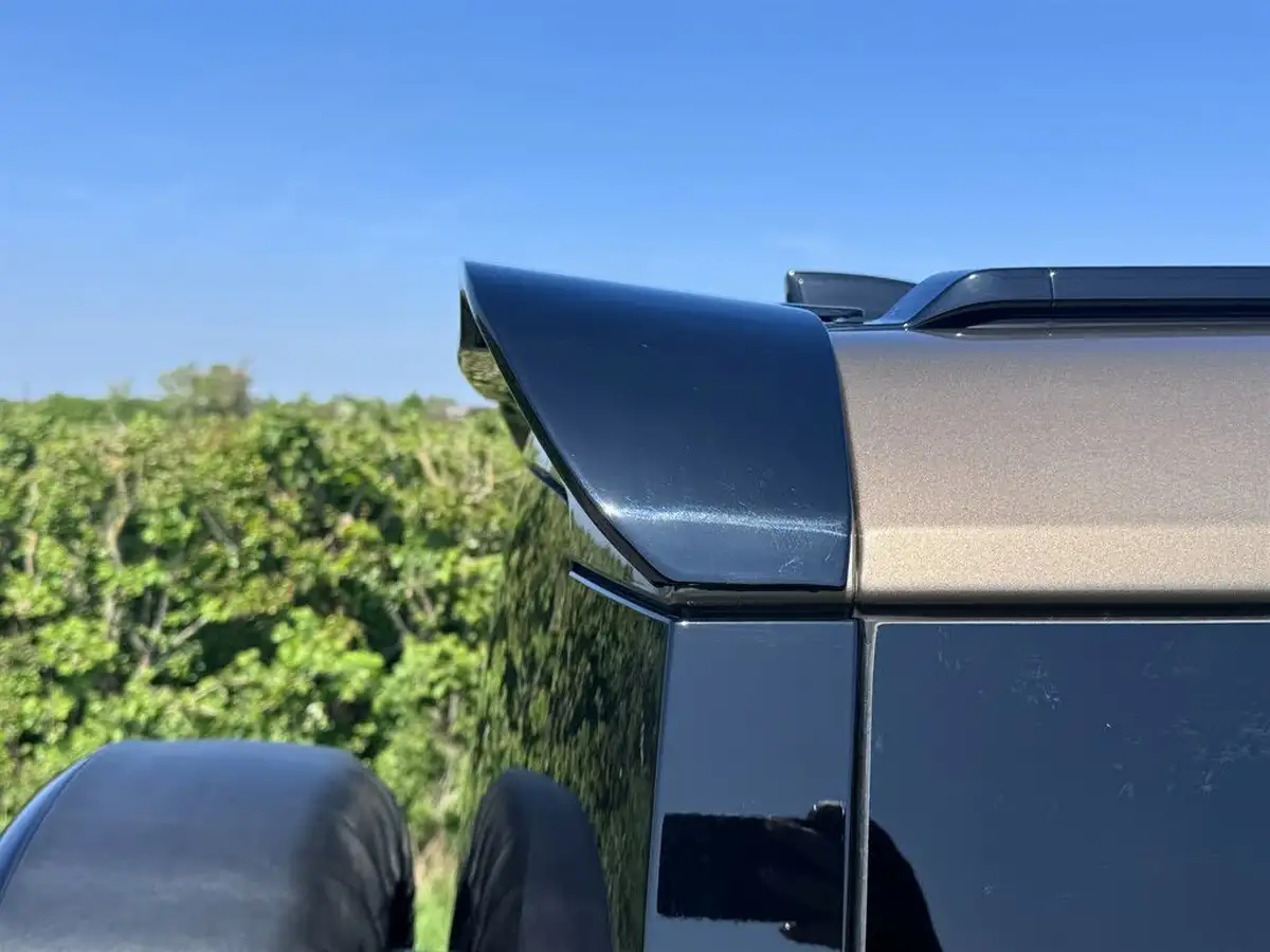2023-land-rover-110-defender-30-d250-xs-edition-big-33