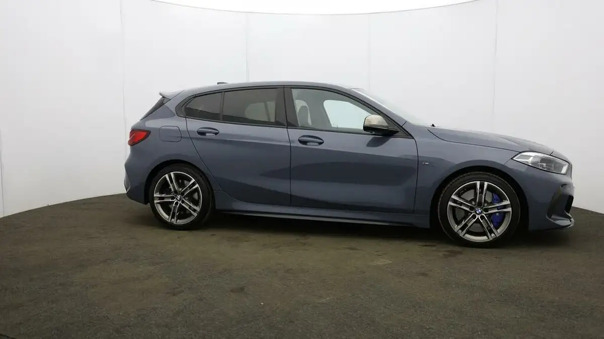 2020-bmw-1-series-20-m135i-xdrive-big-8
