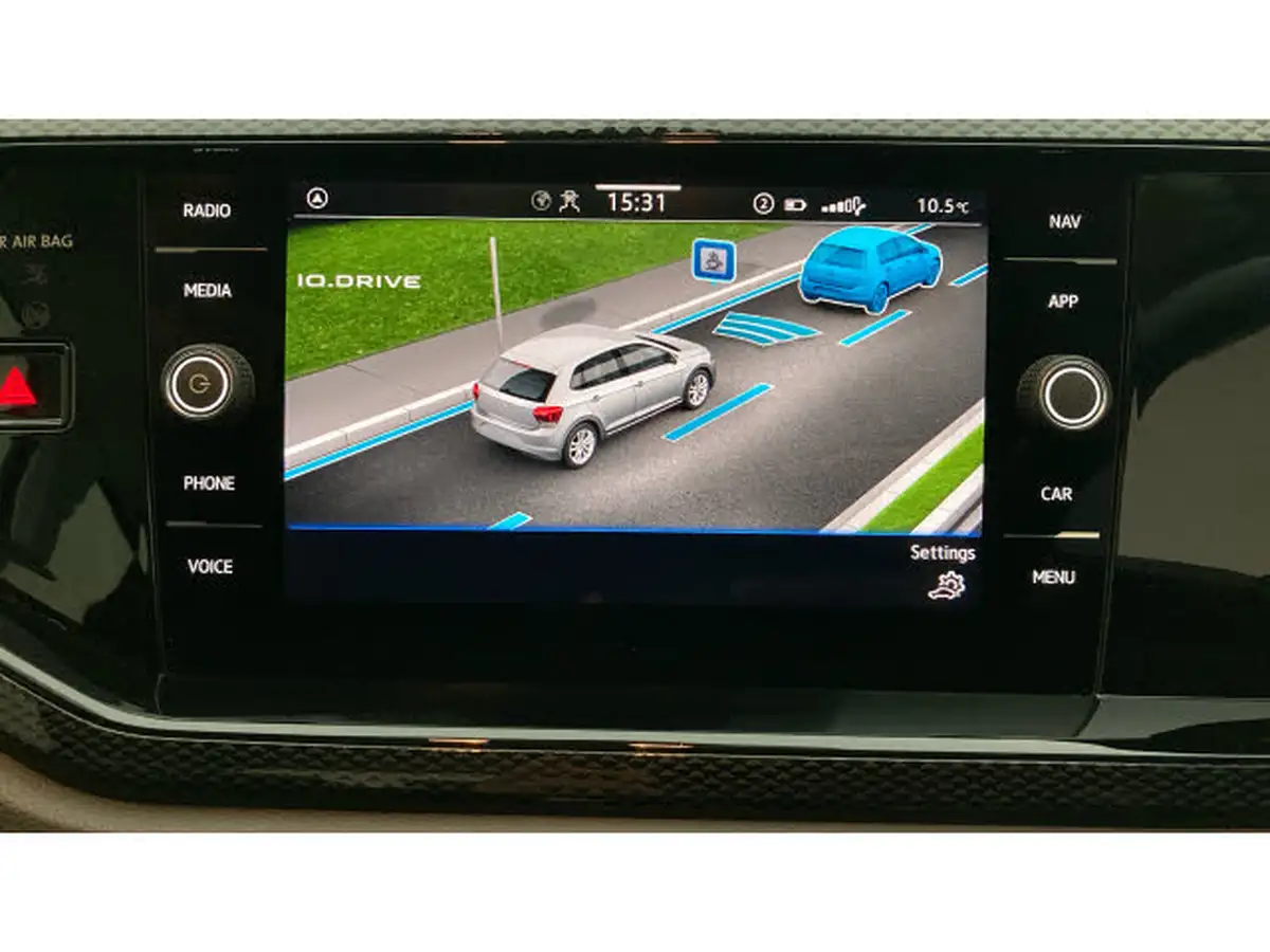 2022-volkswagen-polo-10-tsi-life-big-26