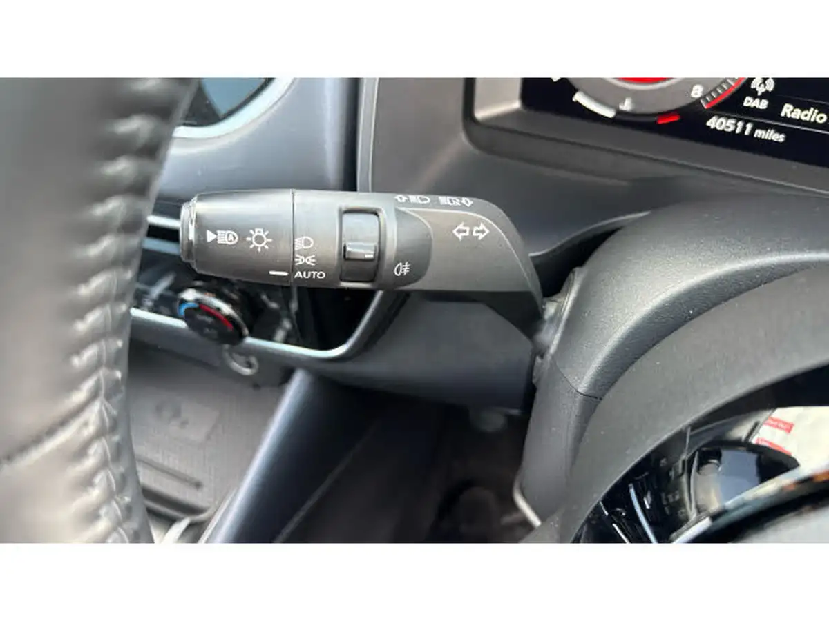 2022-nissan-qashqai-13-dig-t-tekna-140ps-mild-hybrid-big-27