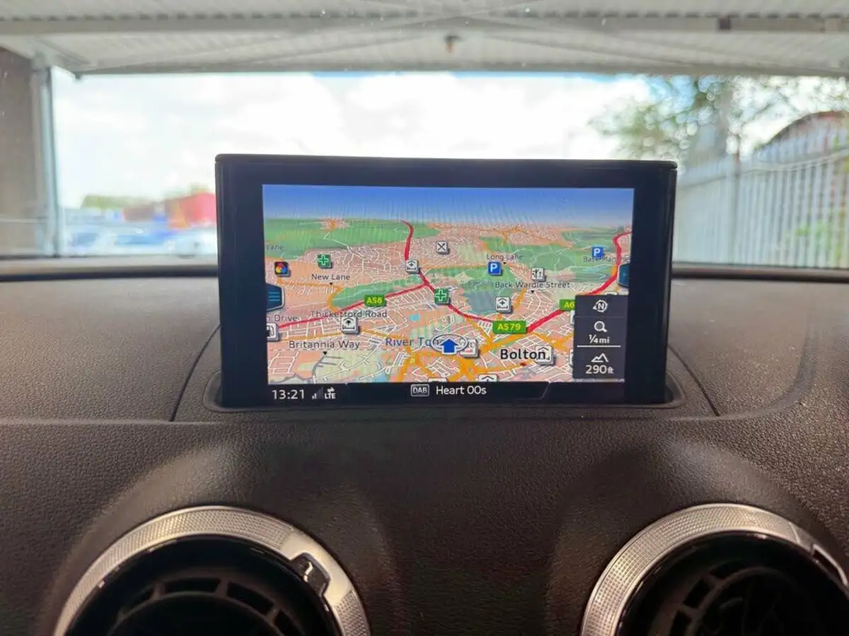 2020-audi-a3-14-40-e-tron-big-5