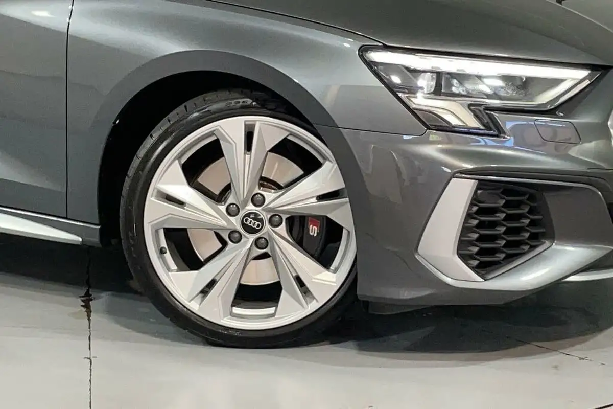 2022-audi-s3-20-tfsi-saloon-4d-big-6