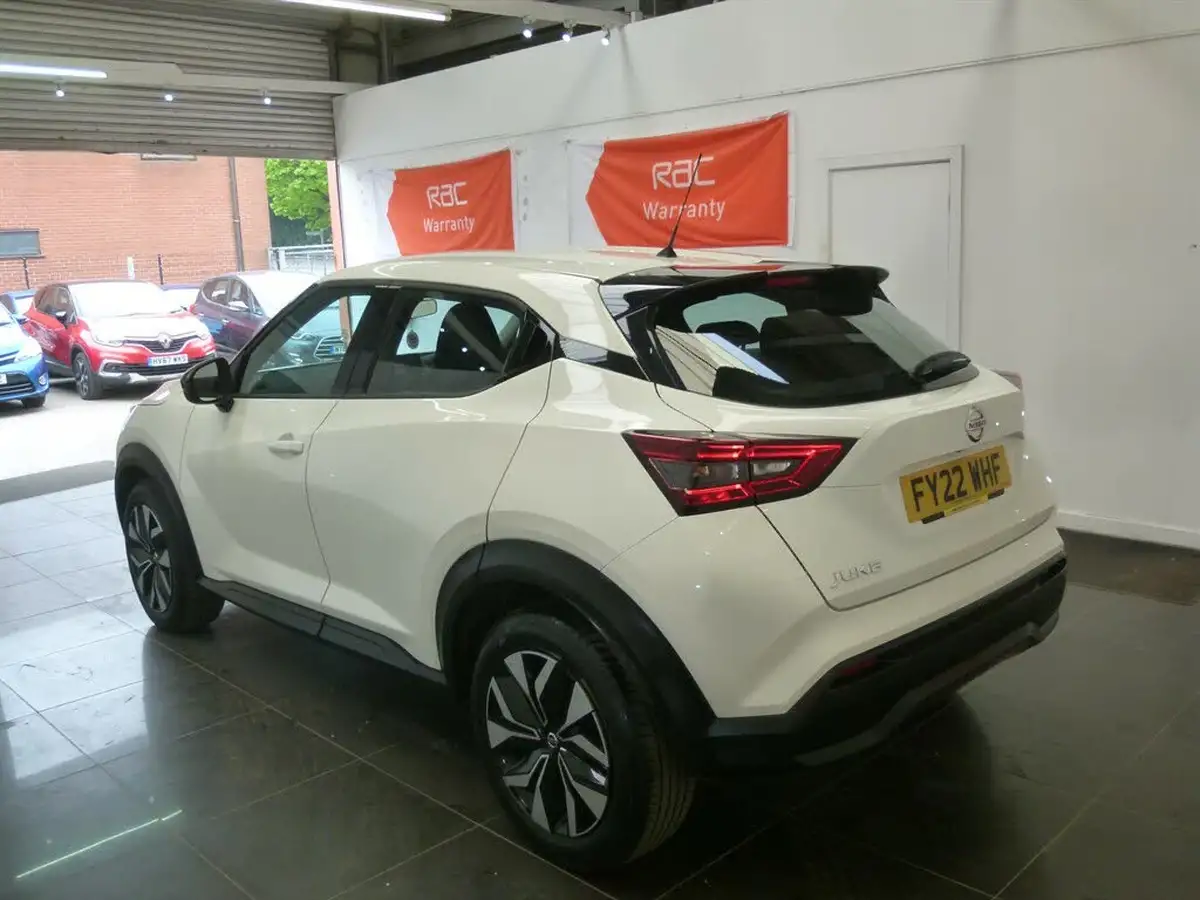 2022-nissan-juke-10-dig-t-acenta-big-5