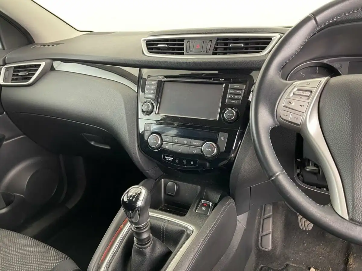 2016-nissan-qashqai-15dci-n-tec-big-13