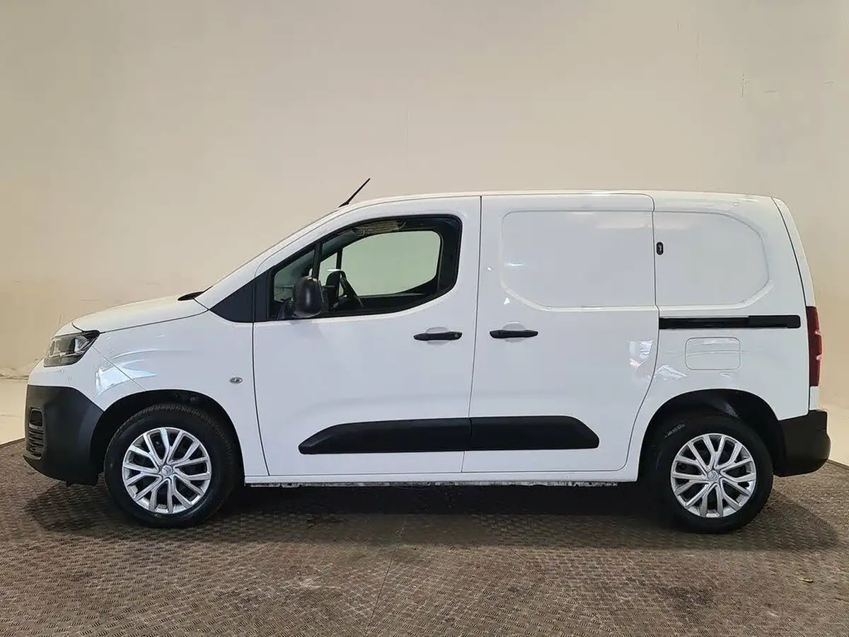 2020-citroen-berlingo-12-puretech-1000-enterprise-big-13