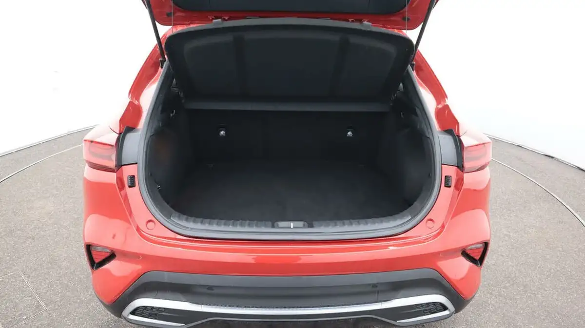 2023-kia-xceed-15-t-gdi-3-158bhp-big-17