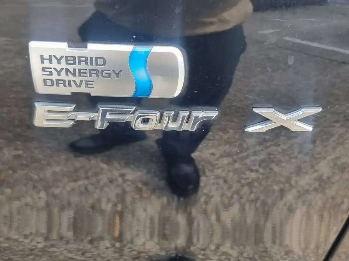 2008-toyota-estima-hybrid-24-e-four-x-big-32