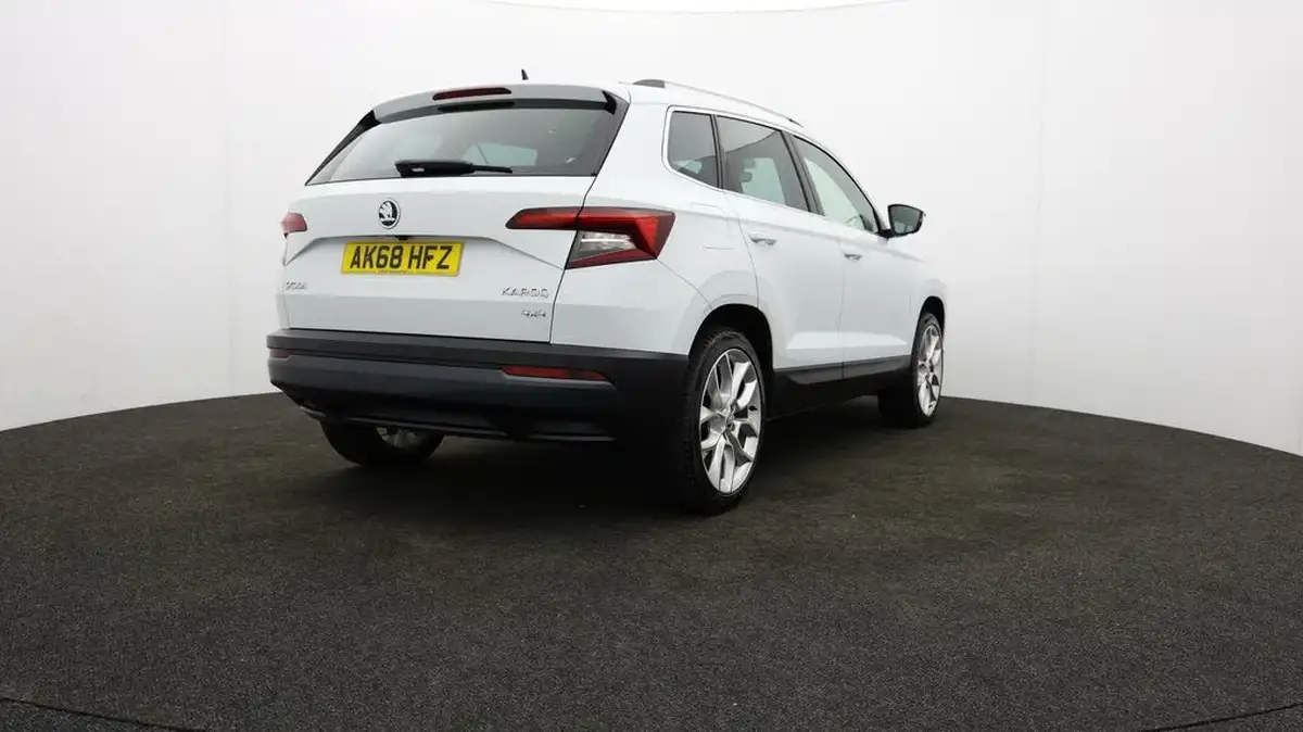 2018-skoda-karoq-20tdi-edition-big-79