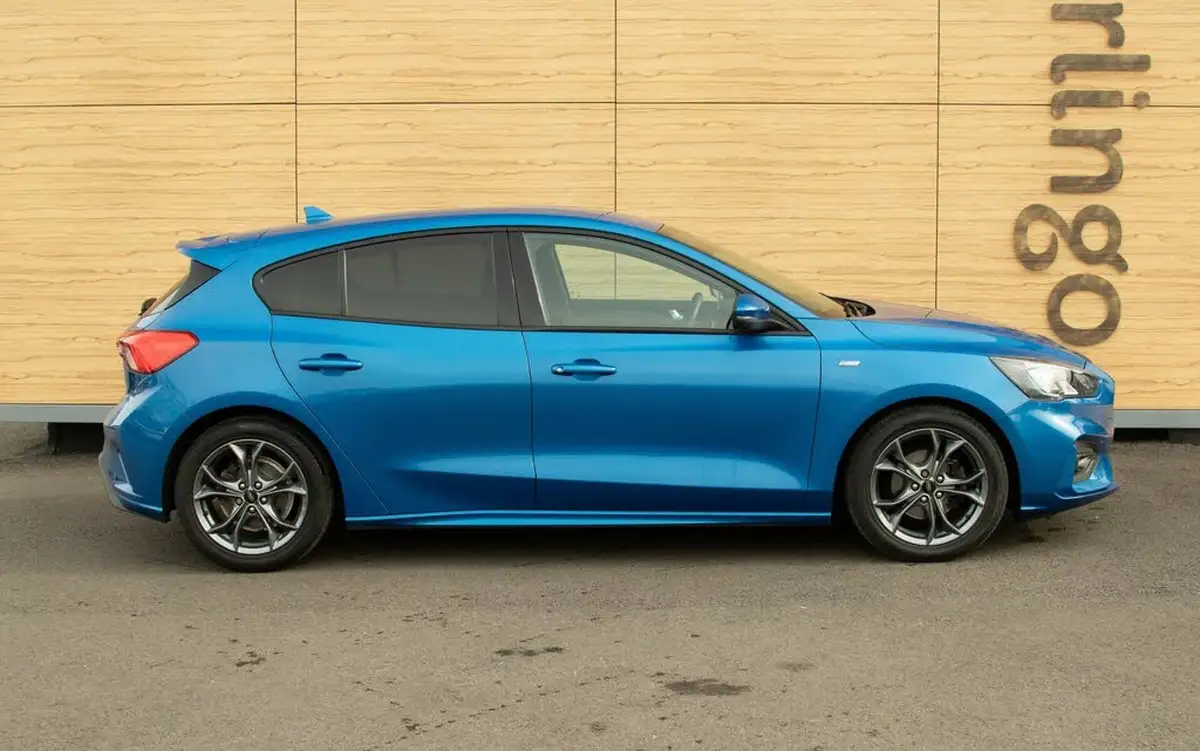 2020-ford-focus-10t-st-line-edition-125ps-hybrid-mhev-hatchback-big-11