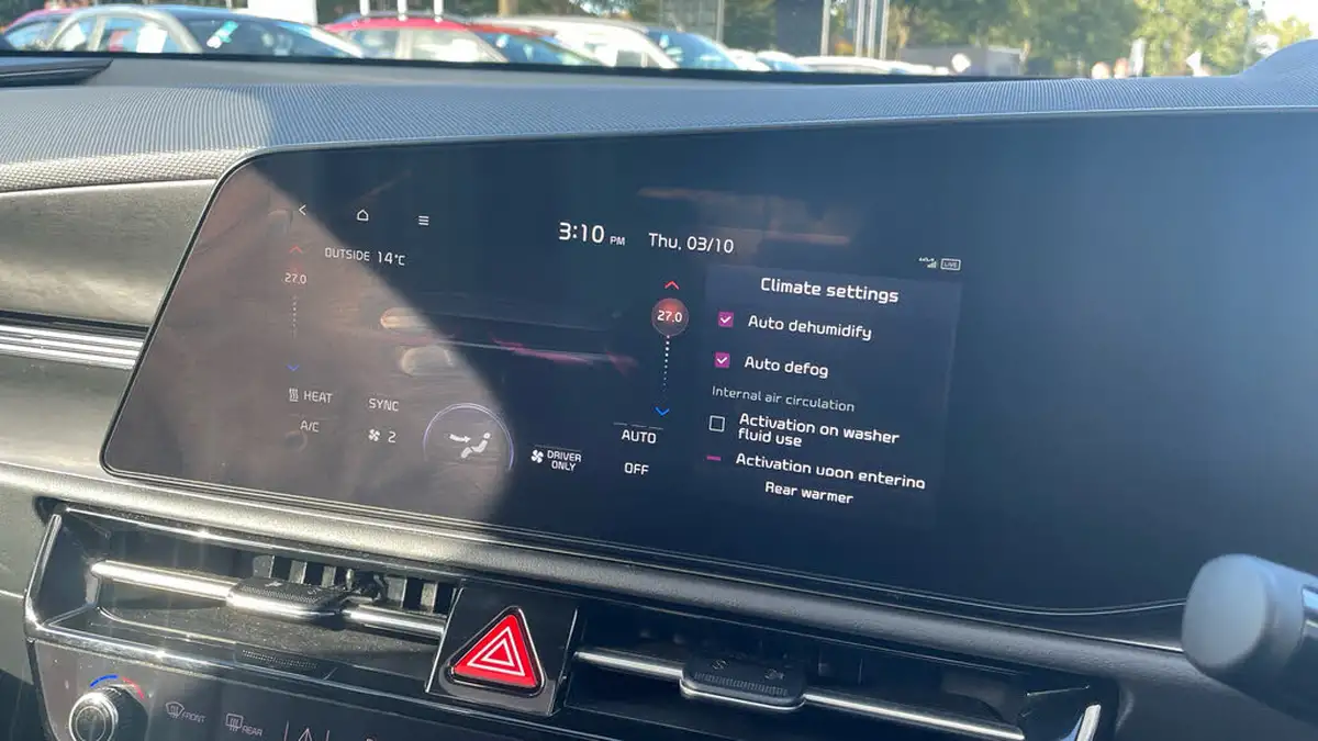 2023-kia-niro-ev-e-4-heat-pump-big-31