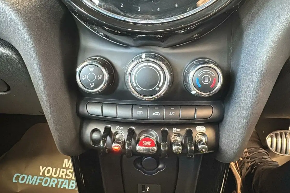 2021-mini-cooper-15-cooper-sport-hatchback-5d-auto-big-20