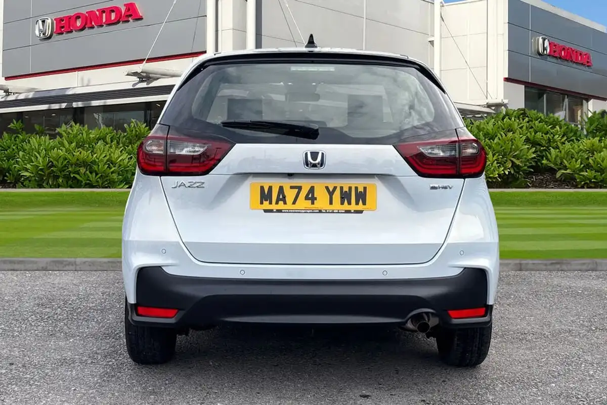 2024-honda-jazz-15-i-mmd-elegance-big-5
