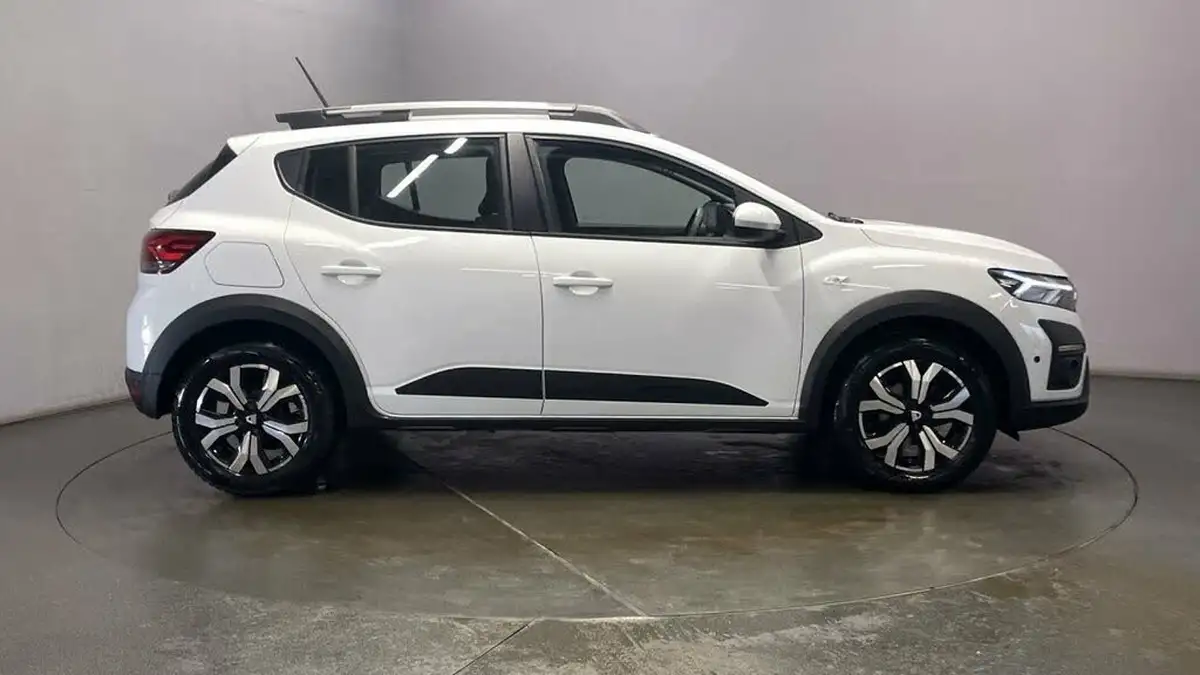 2022-dacia-sandero-stepway-10-tce-prestige-90bhp-big-8