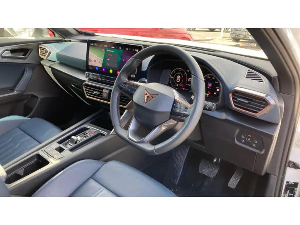 2024-cupra-formentor-14-e-hybrid-v2-big-10