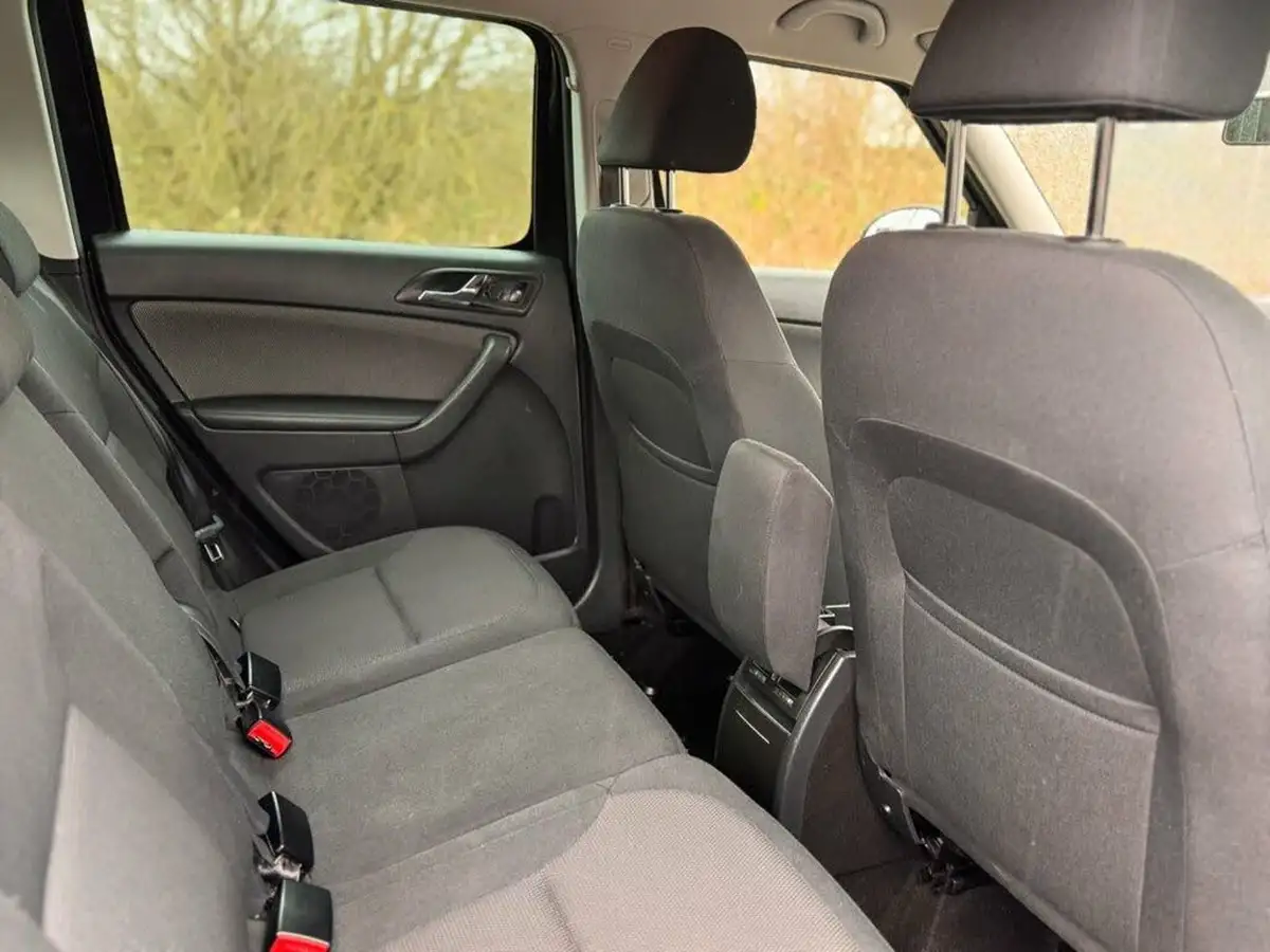 2012-skoda-yeti-20td-se-plus-140bhp-4x4-big-15