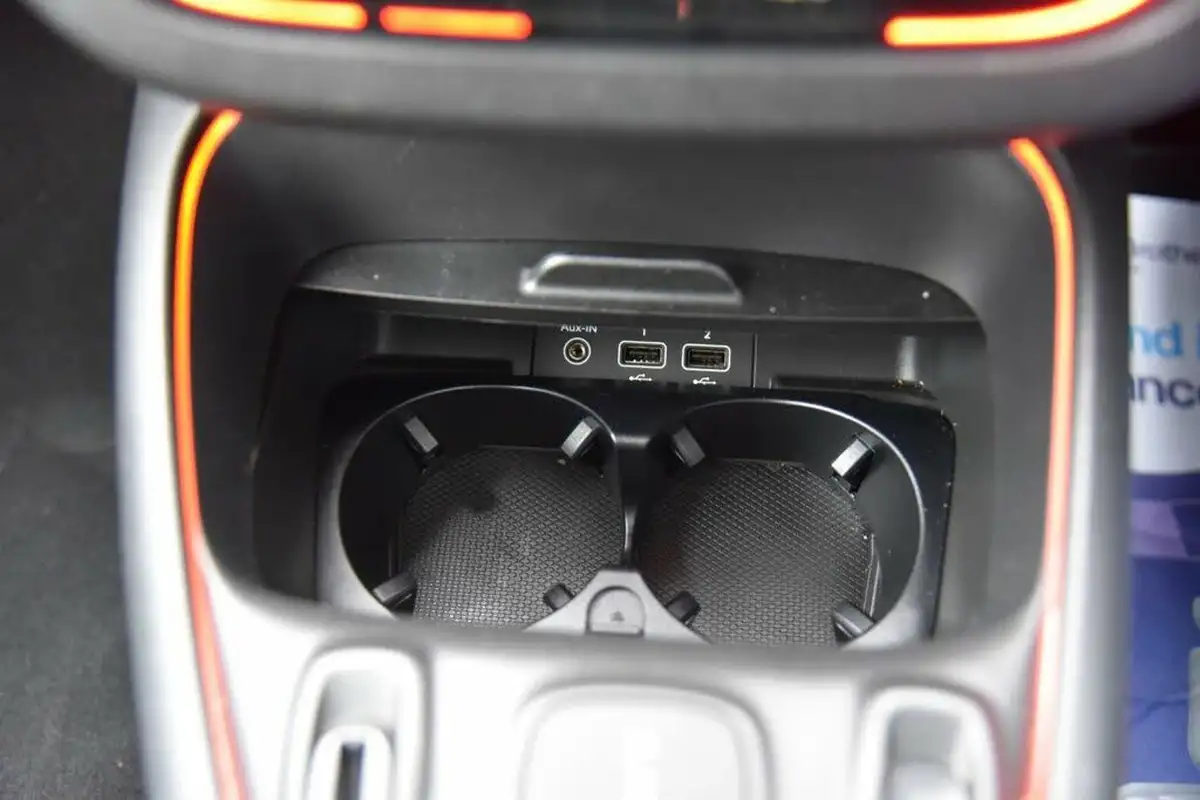 2021-smart-fortwo-eq-exclusive-coupe-big-40