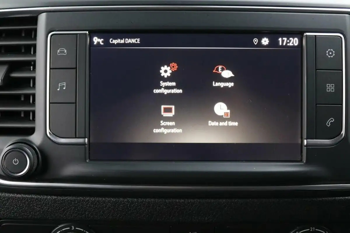 2023-vauxhall-vivaro-e-3100-50kwh-l2h1-dynamic-big-39