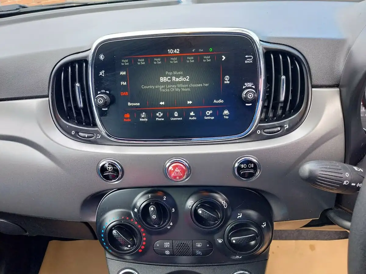 2017-fiat-500-12-s-big-14