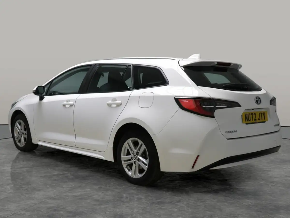 2022-toyota-corolla-18-vvt-i-icon-120bhp-spare-wheel-touring-sports-5d-big-15
