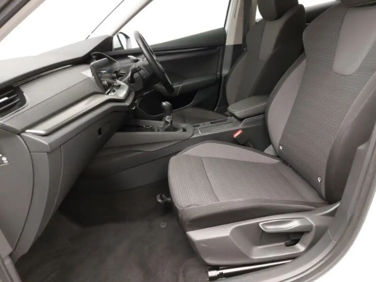 2020-skoda-octavia-15-tsi-se-first-edition-estate-big-4