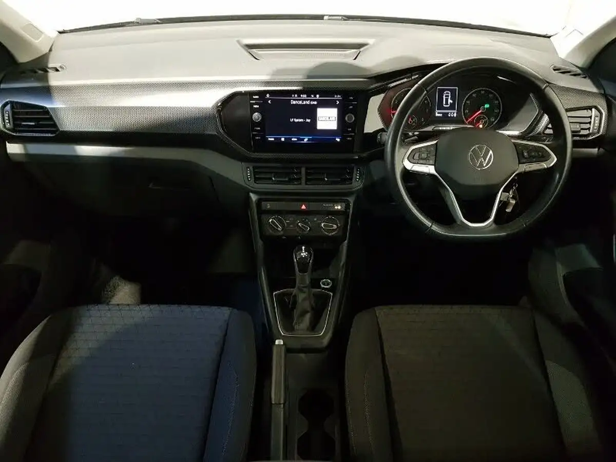 2021-volkswagen-t-cross-big-2